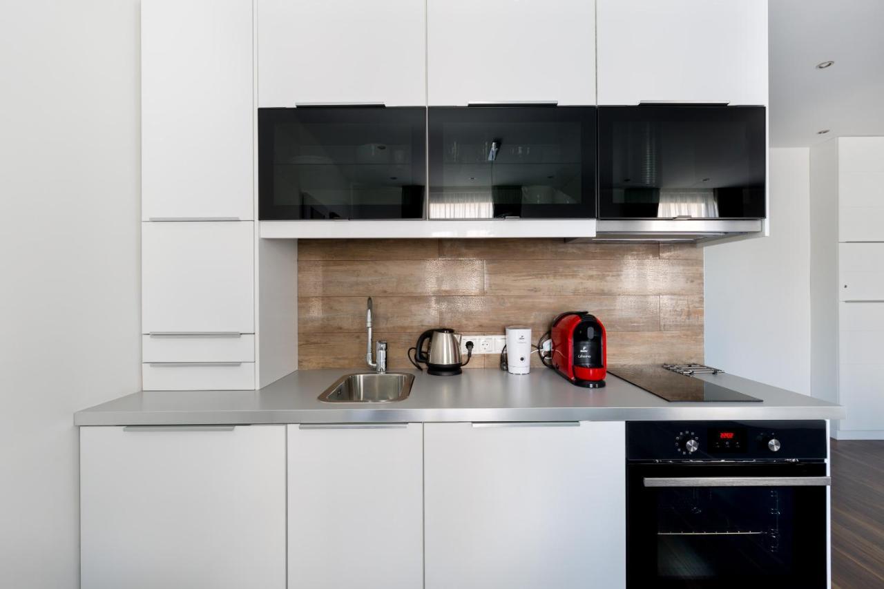 Budapest Central Square 2 Bedrooms Suite - Michaelides Voeroesmarty Square Residences 외부 사진